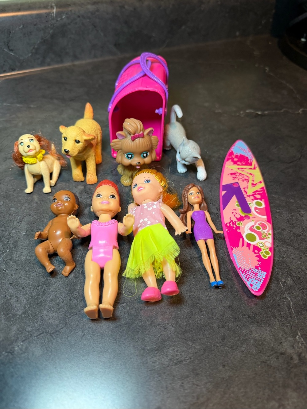 Barbie Themed Dolls, kelly And Chelsea, Cat And Dogs With Accessories